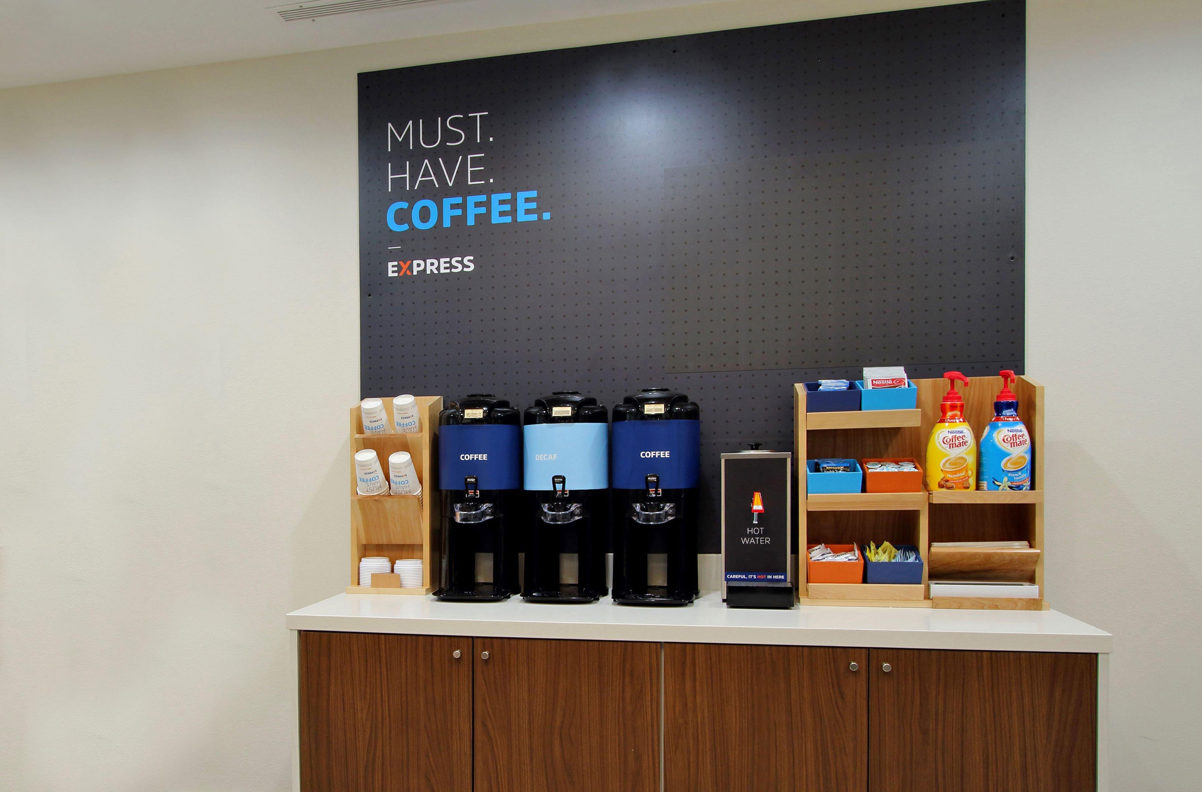 Holiday Inn Express & Suites Butler By Ihg Экстерьер фото
