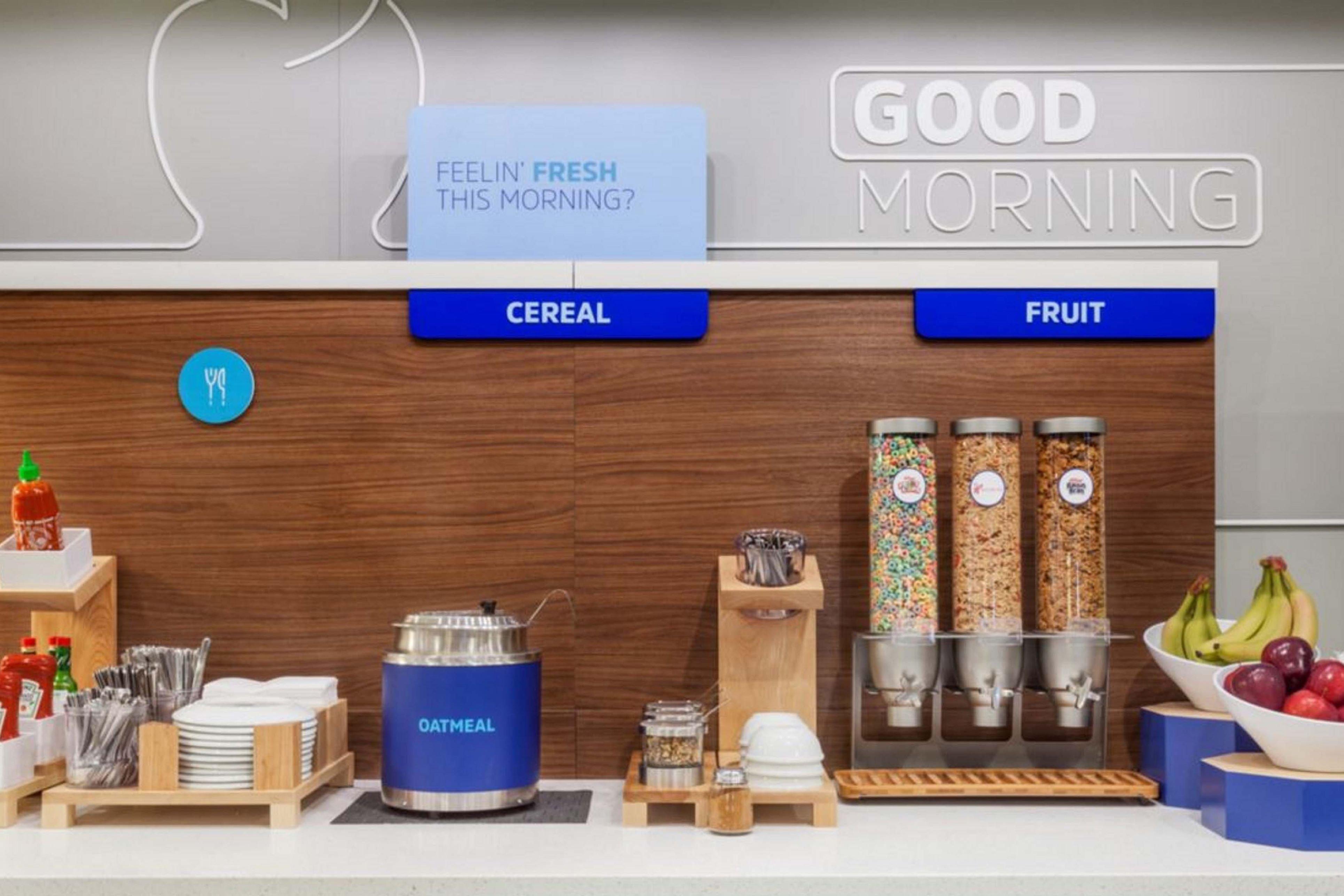 Holiday Inn Express & Suites Butler By Ihg Экстерьер фото